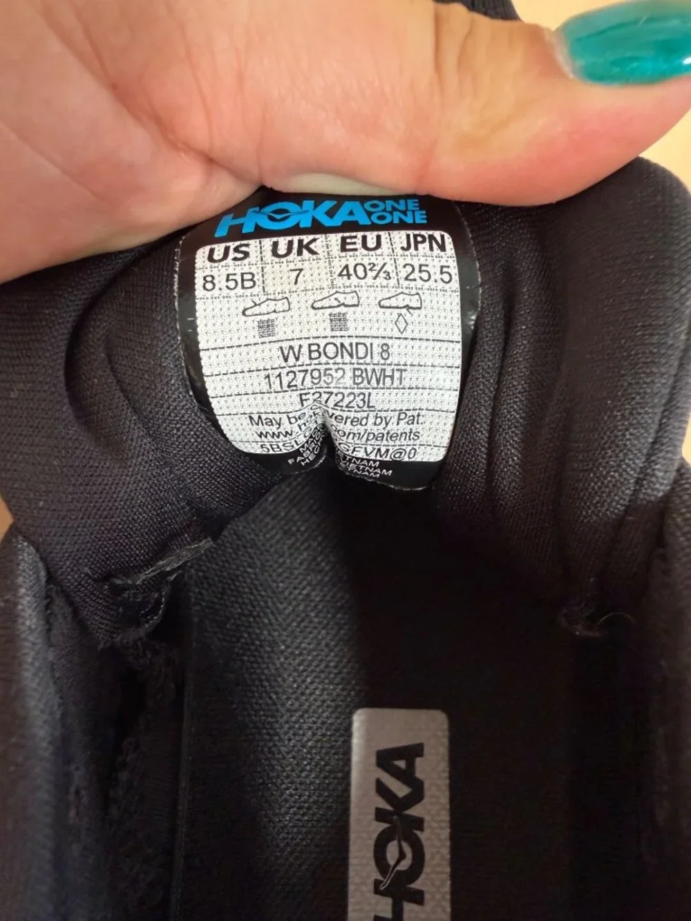 Hoka One One Womens Bondi 8 Black Running Shoes Atheisure Workout Size 8.5 B
